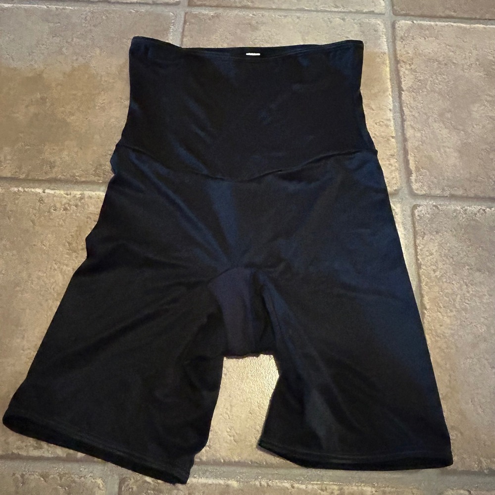 Flexees Maidenform Black High Waisted Thigh Slimmer Shapewear Shorts Large